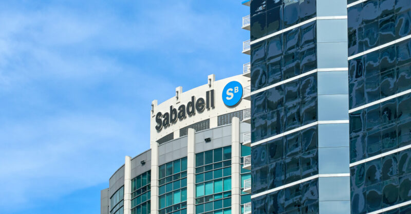 Banco Sabadell To Shrink Workforce By Up To 2 000 In Spain